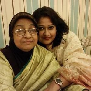 Meet your Posher, Hamida